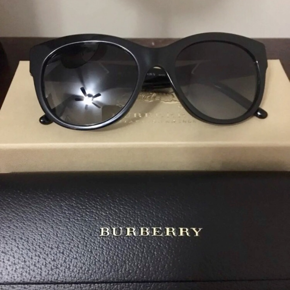 Authentic Burberry Sunglasses